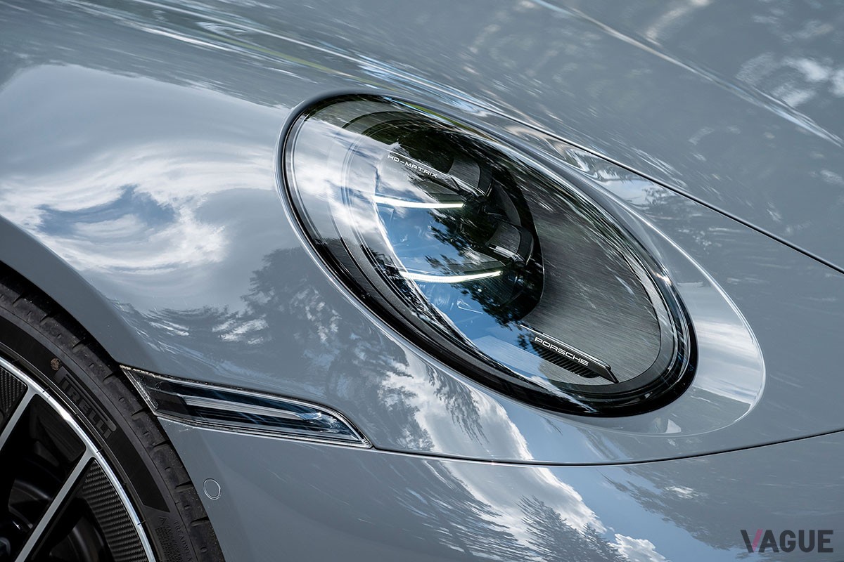 ポルシェ「911カレラ GTS カブリオレ」