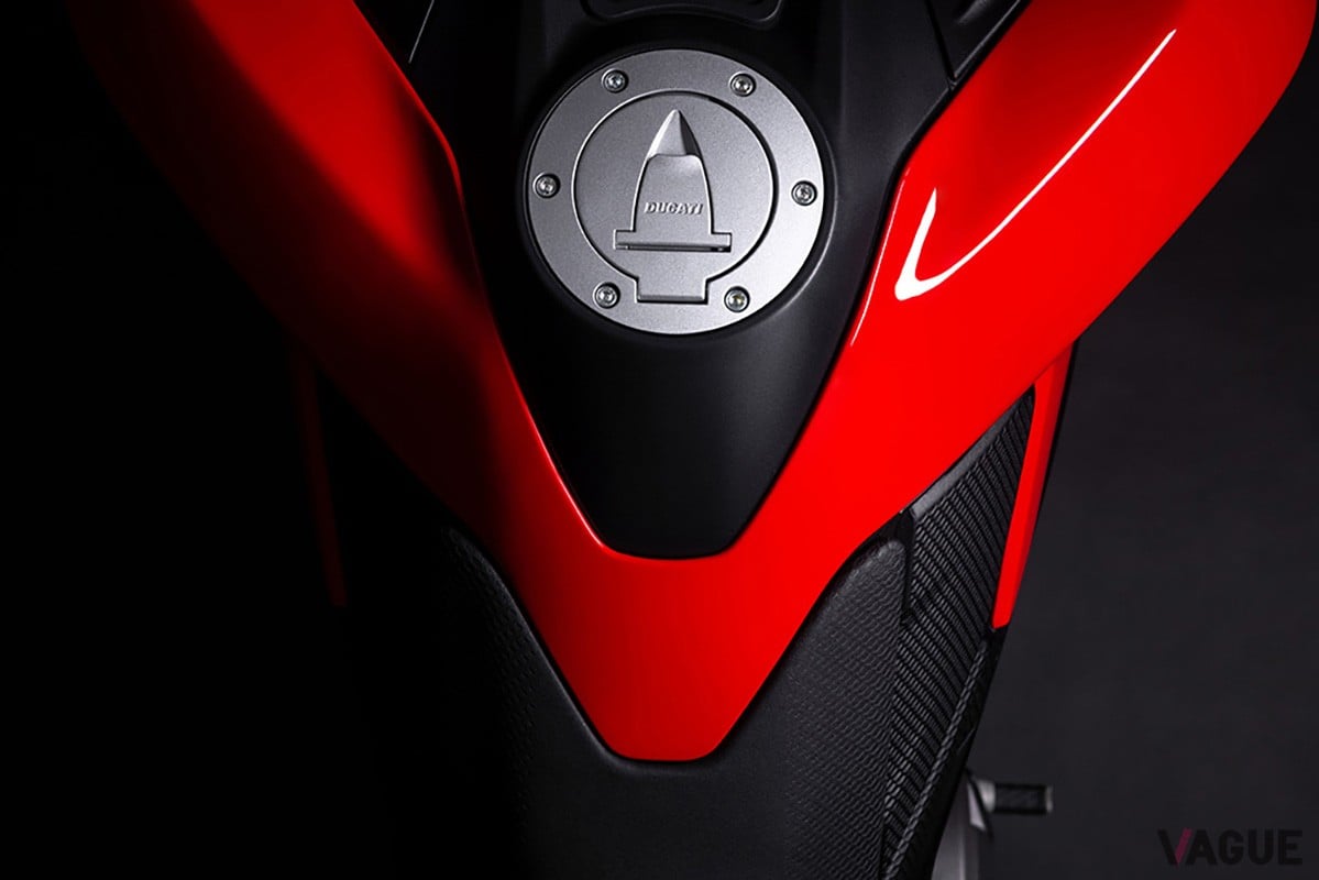 ドゥカティ新型「ハイパーモタードV2」