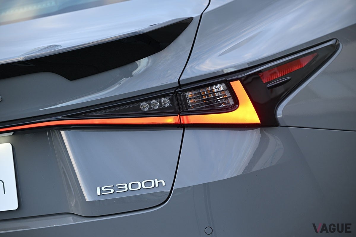 レクサス新型「IS300h」