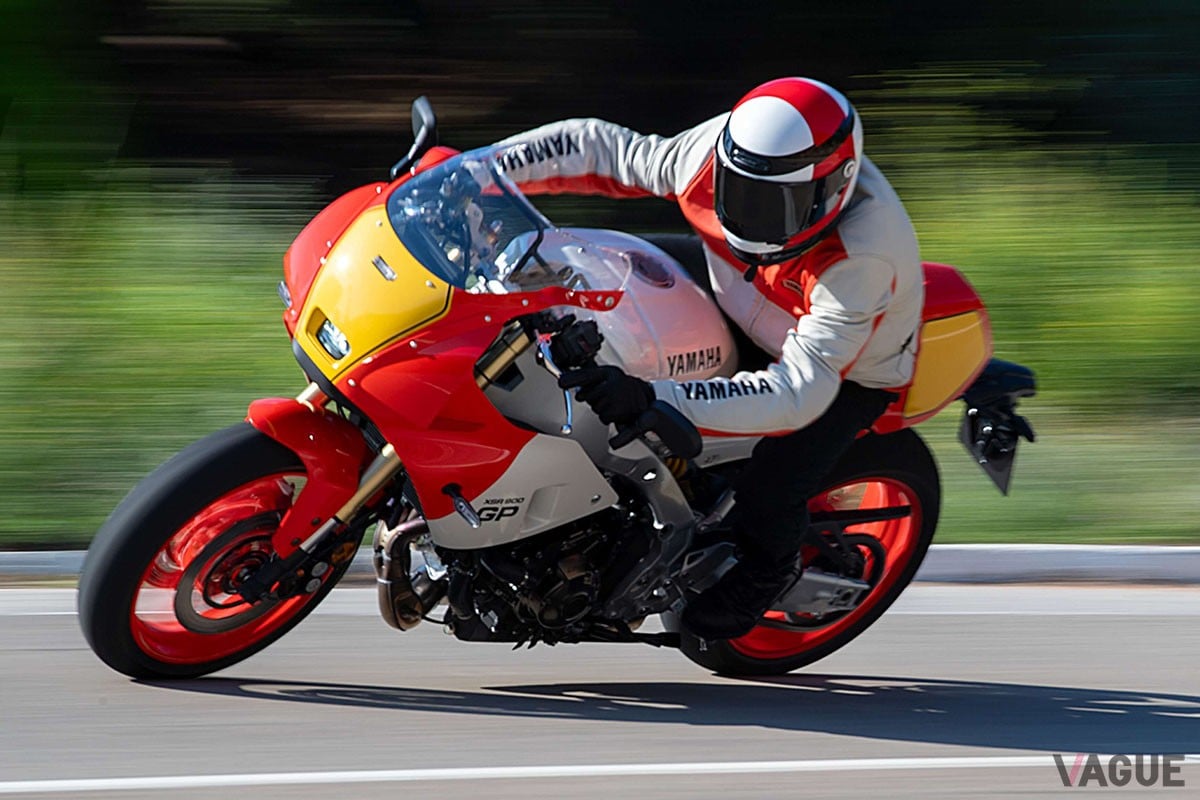 ヤマハ「XSR900 GP ABS」の継続色“ホワイト”