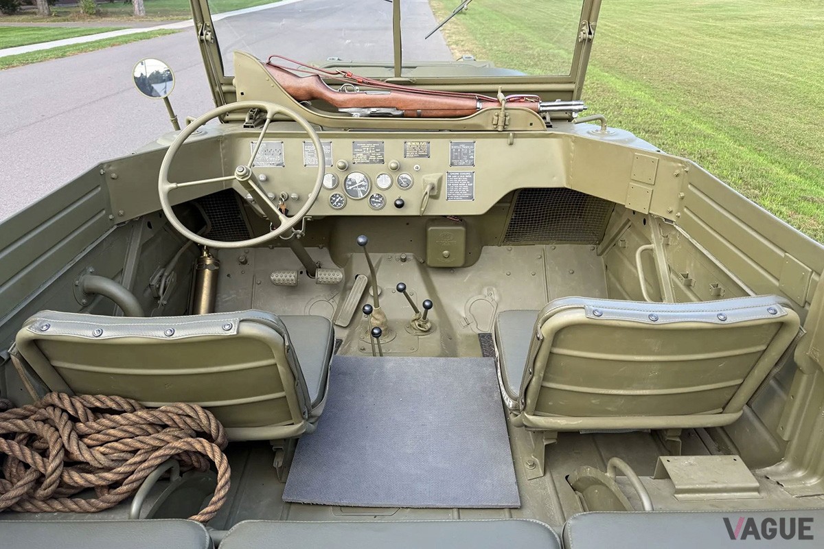 オークションに出品された1943年式のフォード「GPA」（C）Bring a Trailer