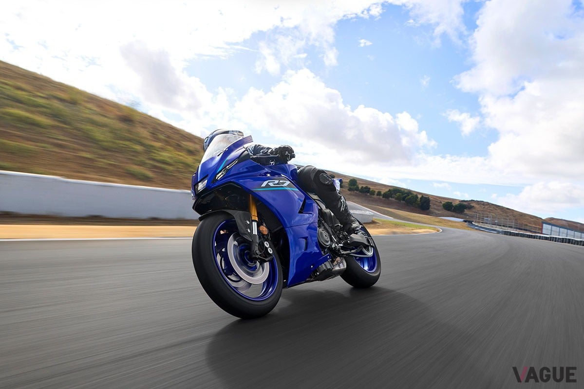 ヤマハ新型「YZF-R7」