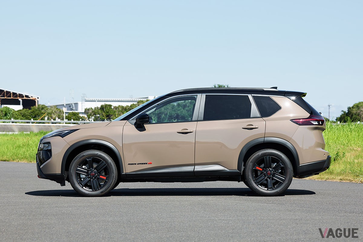 日産「エクストレイル ROCK CREEK」