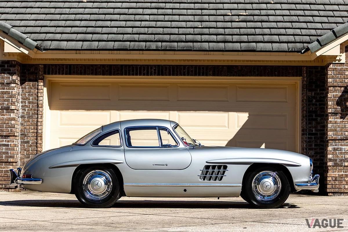 オークションに出品予定の1954年式メルセデス・ベンツ「300SL」ガルウイング・クーペ(c)BROAD ARROW Auctions