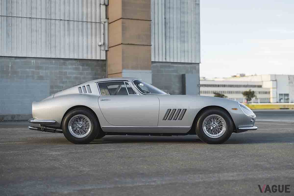 オークションに出品予定の1965年式フェラーリ「275GTB」(c)2025 Courtesy of RM Sotheby's