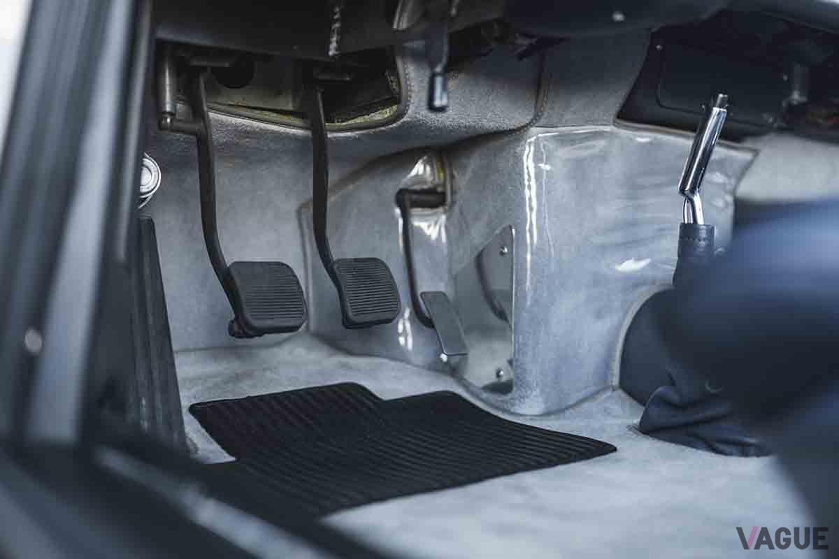 オークションに出品予定の1965年式フェラーリ「275GTB」(c)2025 Courtesy of RM Sotheby's
