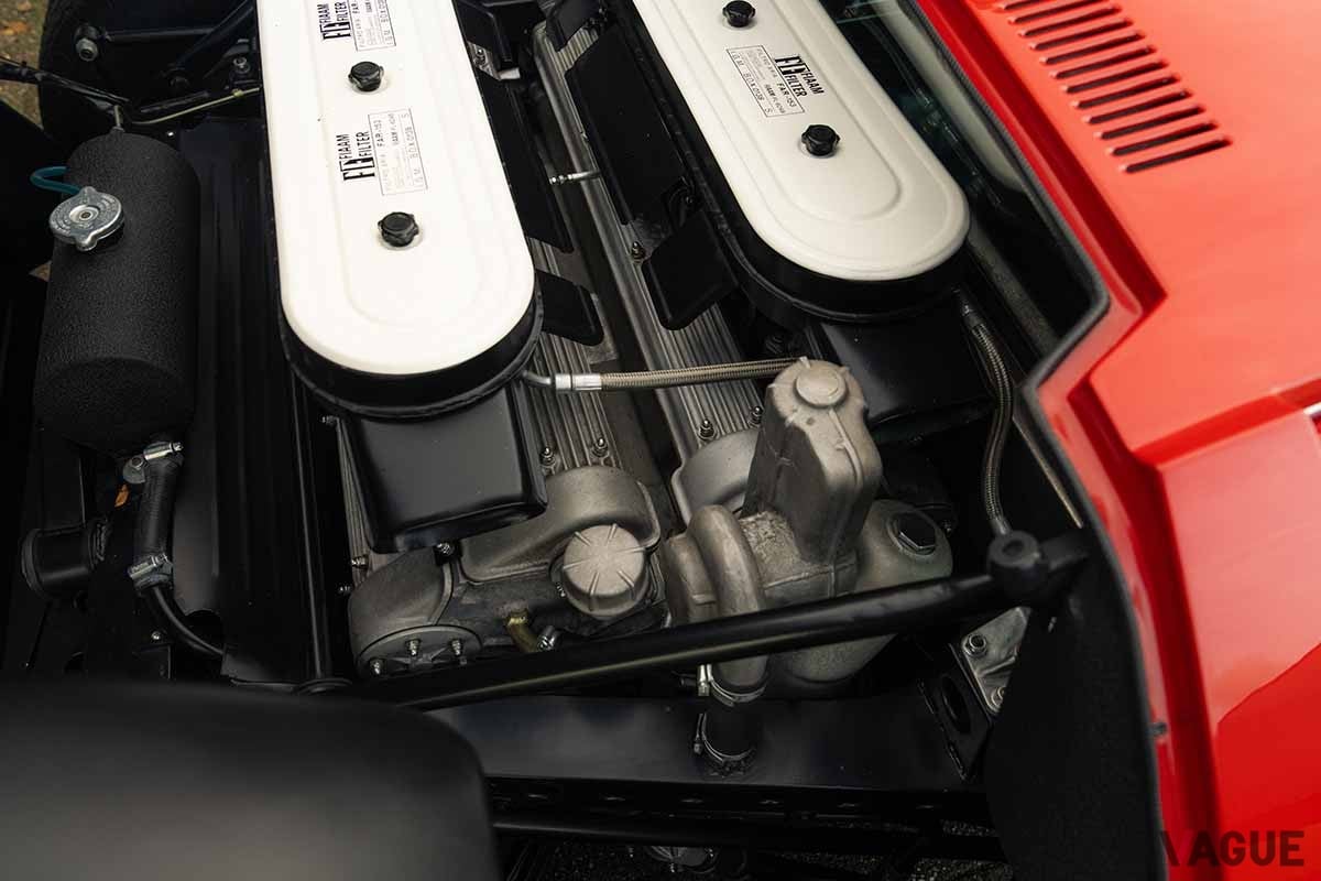 オークションに出品され高値落札された1971年式ランボルギーニ「ミウラSV」Armand Maertens(c)2025 Courtesy of RM Sotheby's