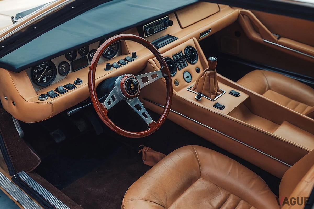 オークションに出品された1972年式ランボルギーニ「ハラマ400GT」(c)BROAD ARROW Auctions