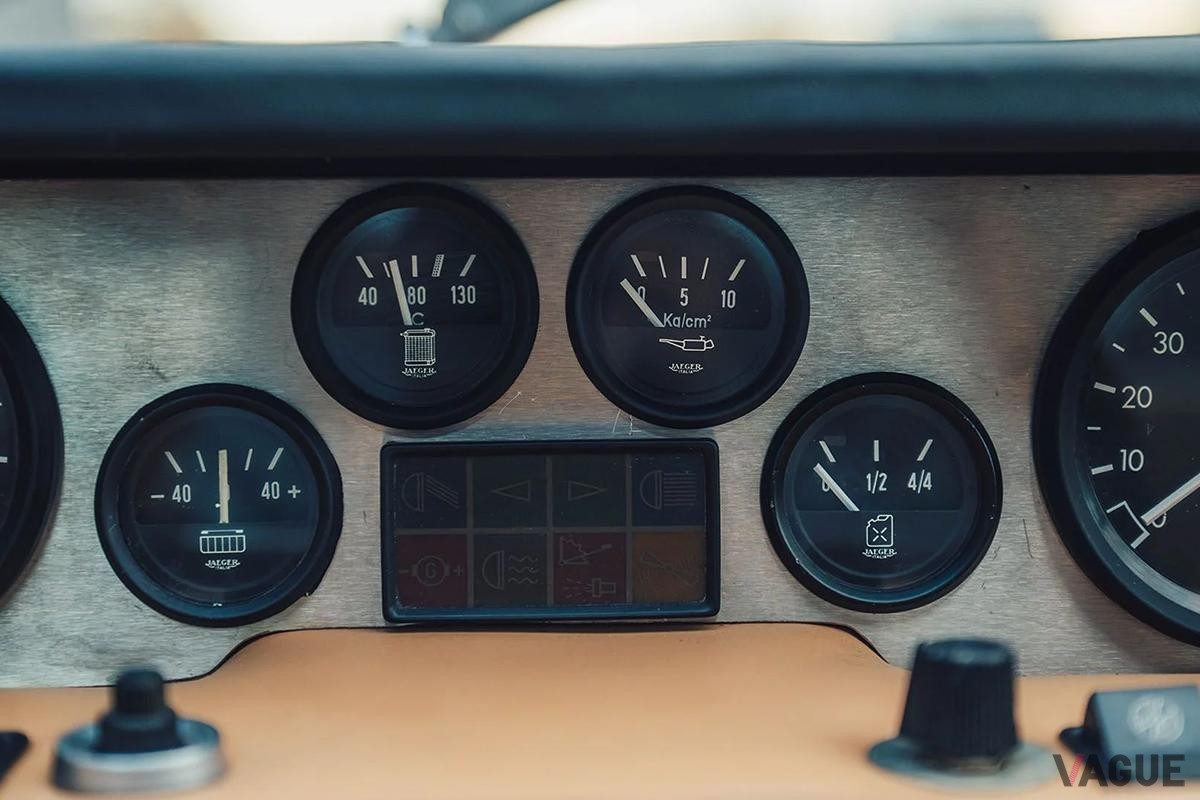 オークションに出品された1972年式ランボルギーニ「ハラマ400GT」(c)BROAD ARROW Auctions