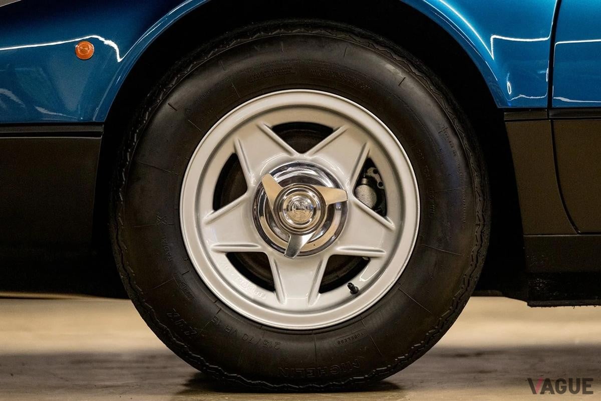 オークションに出品予定の1974年式フェラーリ「365GT4BB」(c)BROAD ARROW Auctions