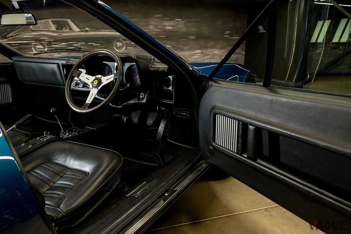 オークションに出品予定の1974年式フェラーリ「365GT4BB」(c)BROAD ARROW Auctions