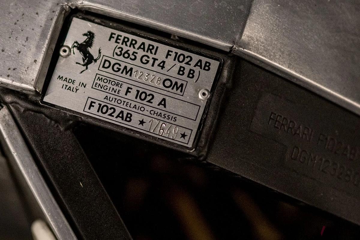 オークションに出品予定の1974年式フェラーリ「365GT4BB」(c)BROAD ARROW Auctions