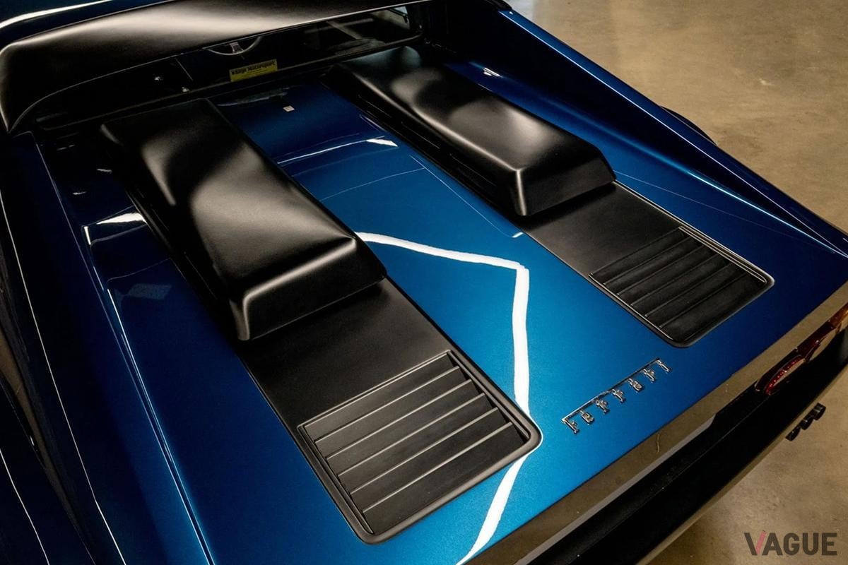 オークションに出品予定の1974年式フェラーリ「365GT4BB」(c)BROAD ARROW Auctions