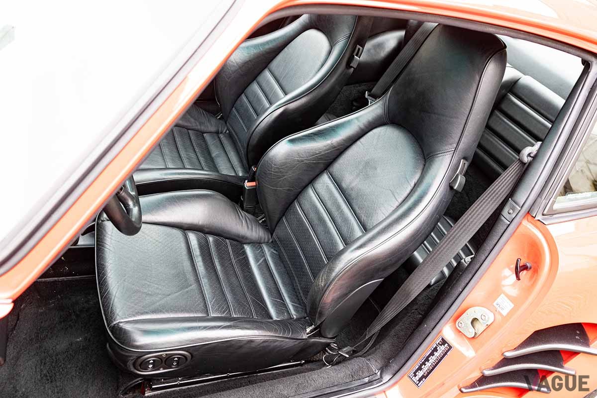 オークションに出品予定の1988年式ポルシェ911“フラットノーズ”クーペSimon Clay(c)2025 Courtesy of RM Sotheby's