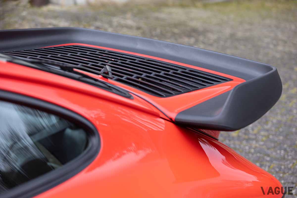 オークションに出品予定の1988年式ポルシェ911“フラットノーズ”クーペSimon Clay(c)2025 Courtesy of RM Sotheby's