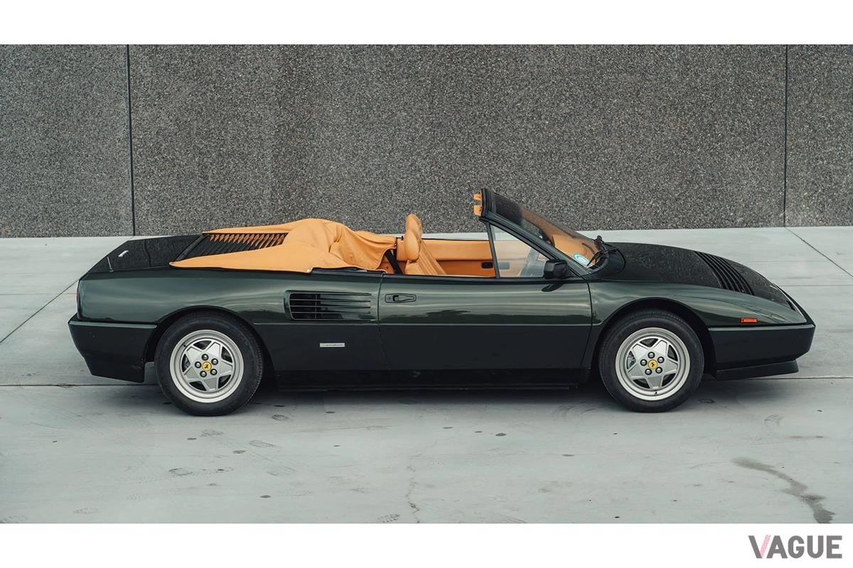オークションに出品予定の1990年式フェラーリ「モンディアルtカブリオレ」(c)BROAD ARROW Auctions