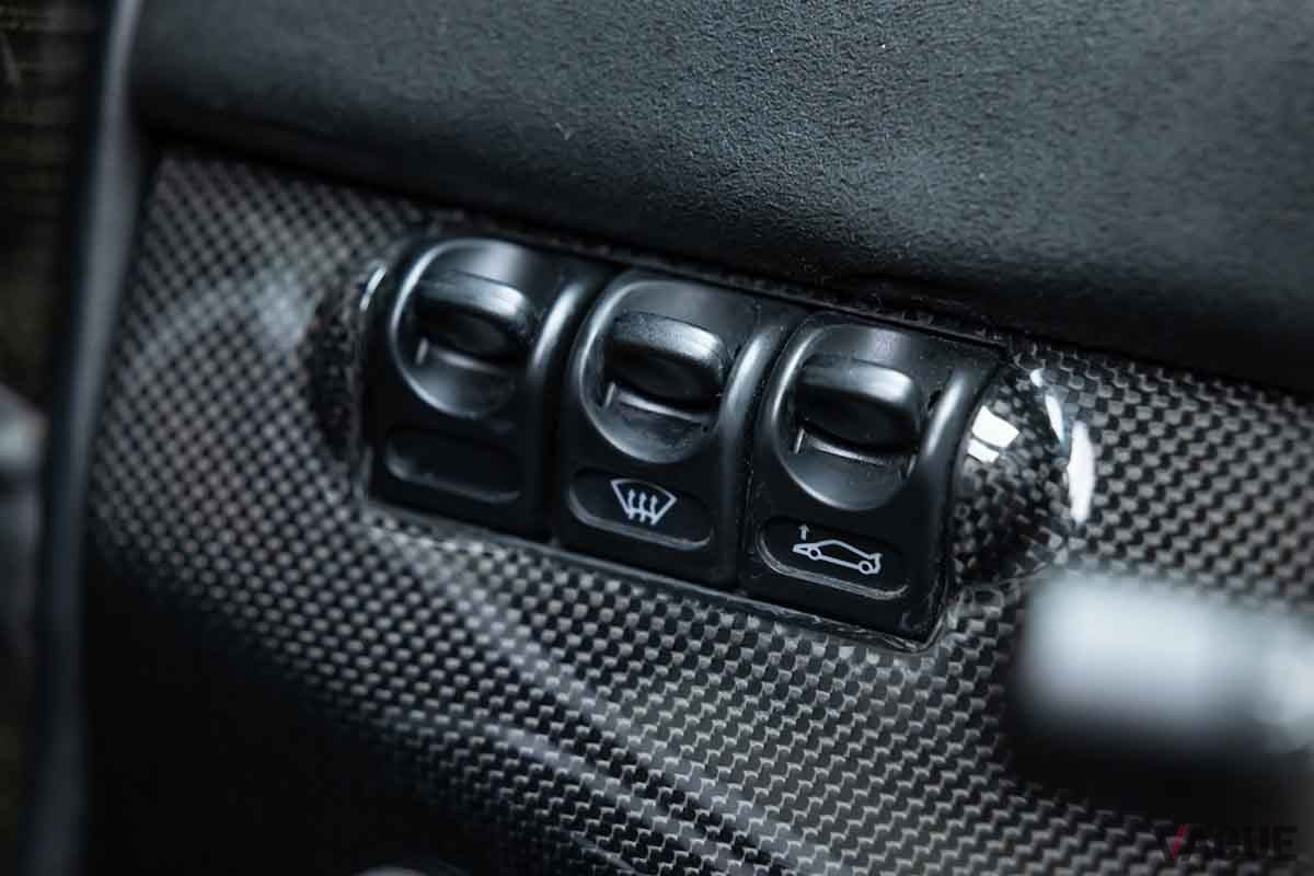 オークションに出品され高値で落札された1995年式フェラーリ「F50」ted7.com(c)2025 Courtesy of RM Sotheby's