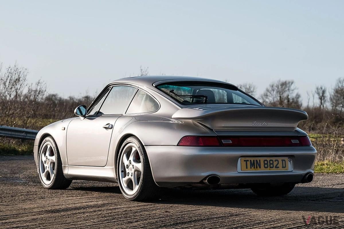 オークションに出品される予定の1998年式993型ポルシェ「991ターボ」(c)BROAD ARROW Auctions