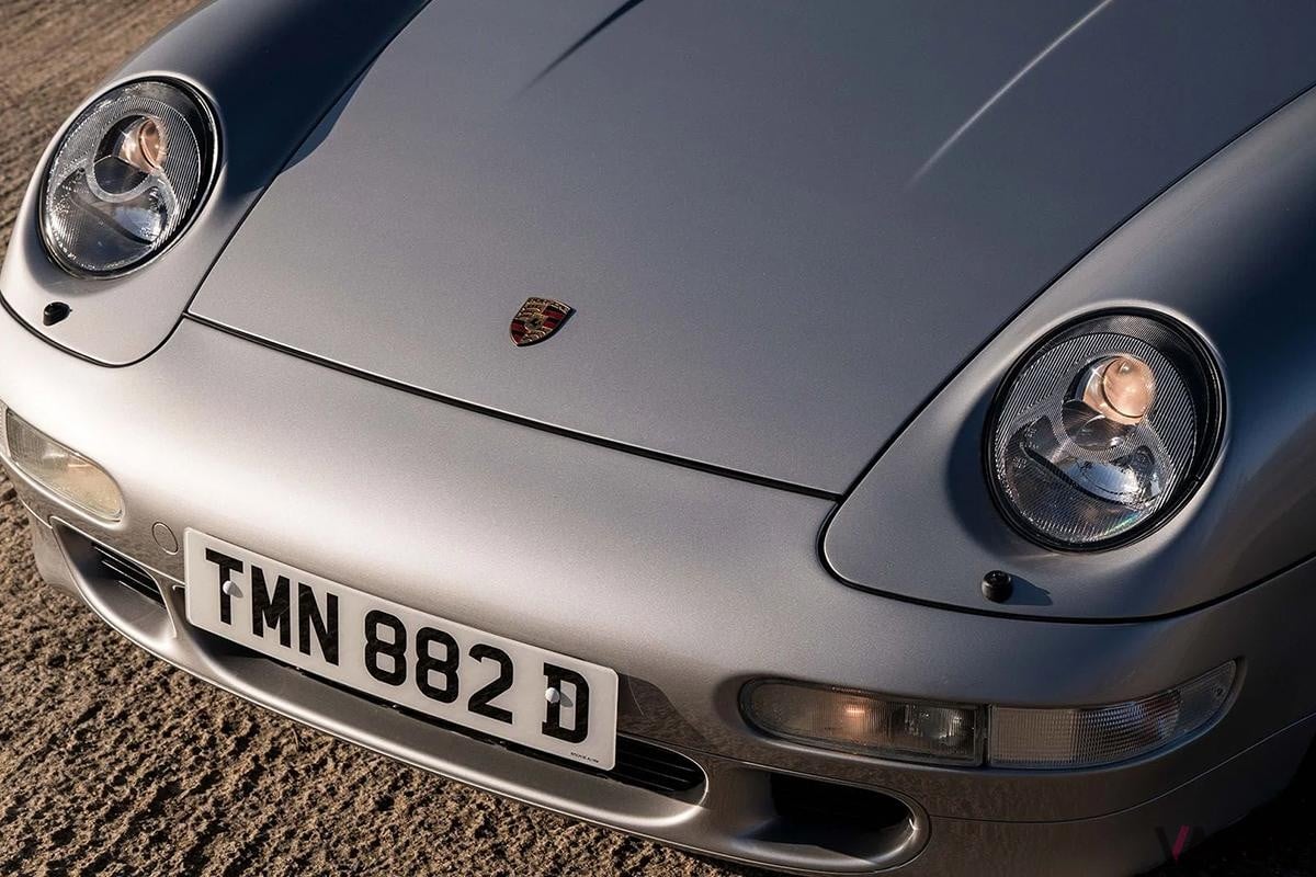 オークションに出品される予定の1998年式993型ポルシェ「991ターボ」(c)BROAD ARROW Auctions