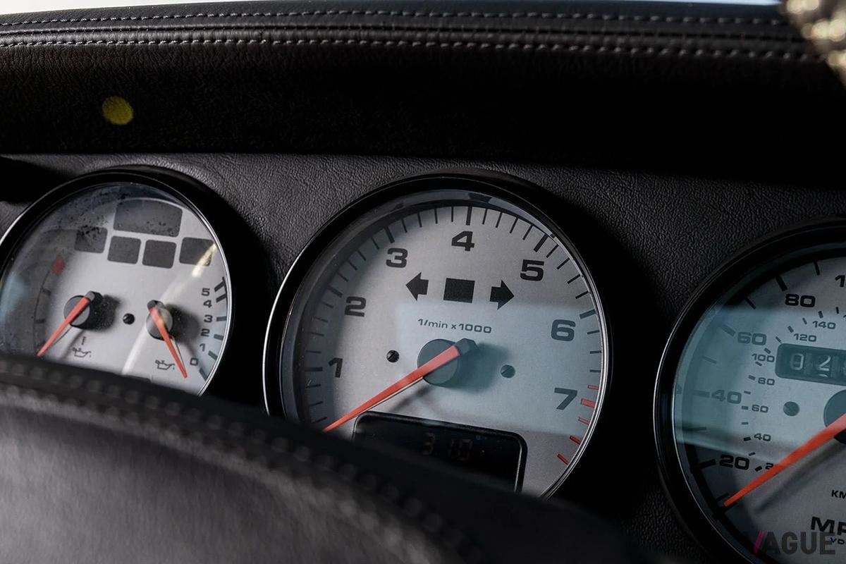 オークションに出品される予定の1998年式993型ポルシェ「991ターボ」(c)BROAD ARROW Auctions