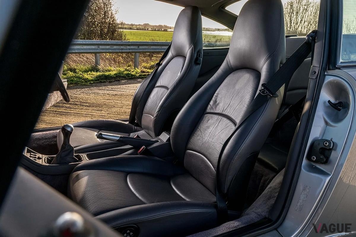 オークションに出品される予定の1998年式993型ポルシェ「991ターボ」(c)BROAD ARROW Auctions