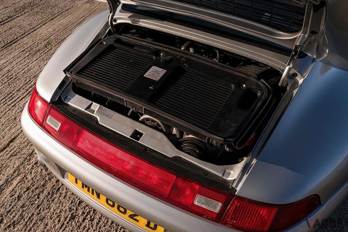 オークションに出品される予定の1998年式993型ポルシェ「991ターボ」(c)BROAD ARROW Auctions