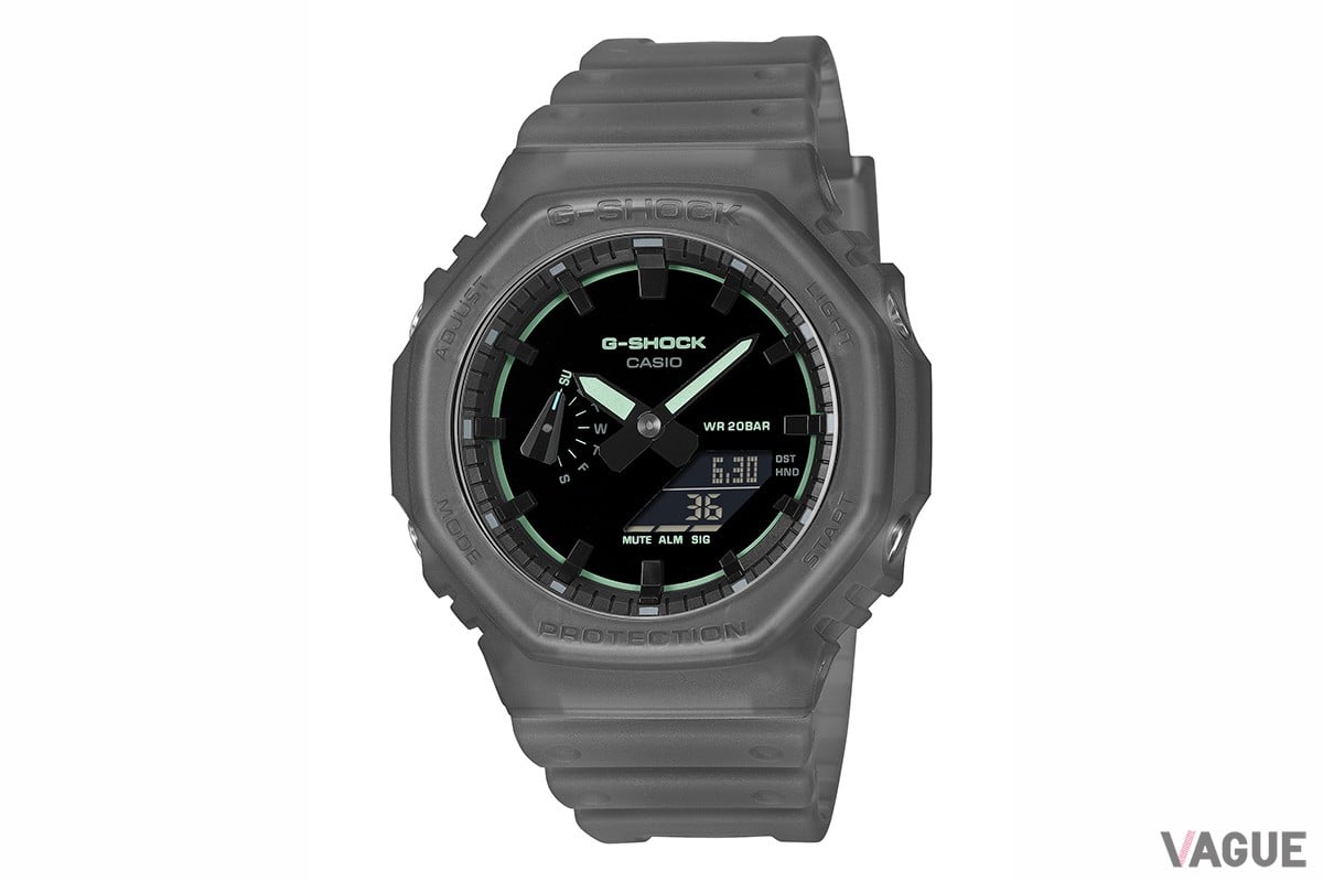 霧やスモークをイメージした半透明仕様がかっこいい