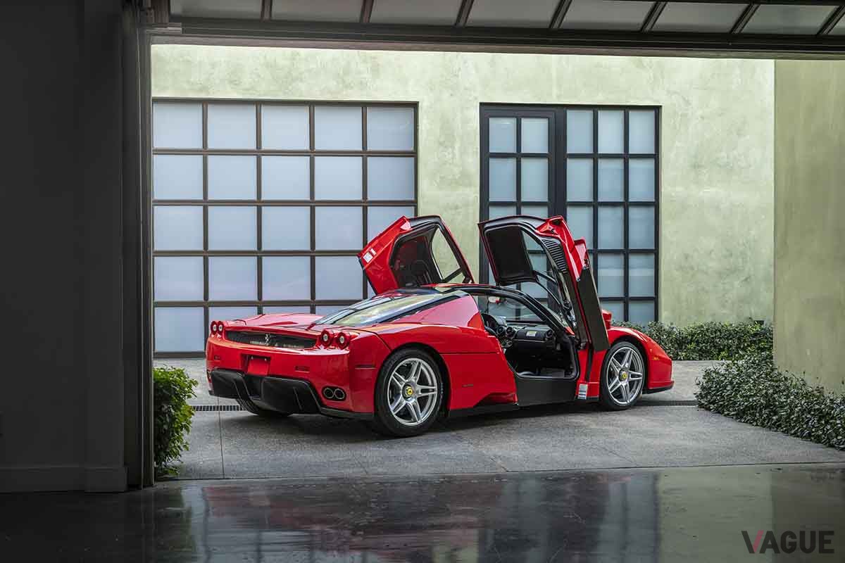 オークションに出品予定の2003年式フェラーリ「エンツォ」Robin Adams(c)2025 Courtesy of RM　Sotheby's