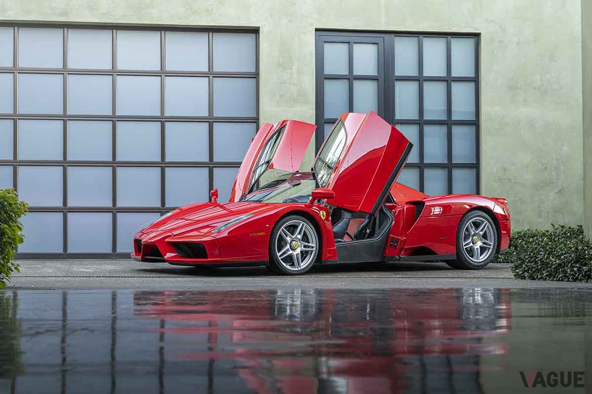 オークションに出品予定の2003年式フェラーリ「エンツォ」Robin Adams(c)2025 Courtesy of RM　Sotheby's