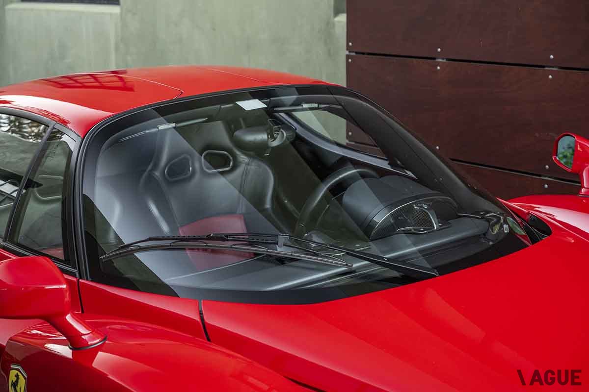 オークションに出品予定の2003年式フェラーリ「エンツォ」Robin Adams(c)2025 Courtesy of RM　Sotheby's