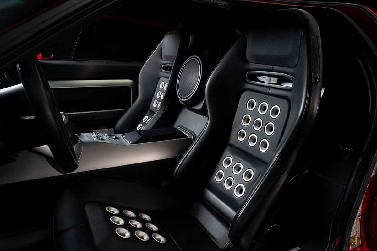 オークションに出品され落札された2006年式フォード「GT」Abdulla Jaafari(c)2025 Courtesy of RM Sotheby's