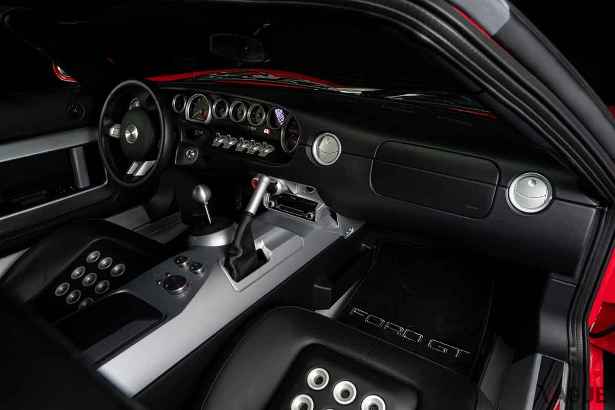 オークションに出品され落札された2006年式フォード「GT」Abdulla Jaafari(c)2025 Courtesy of RM Sotheby's