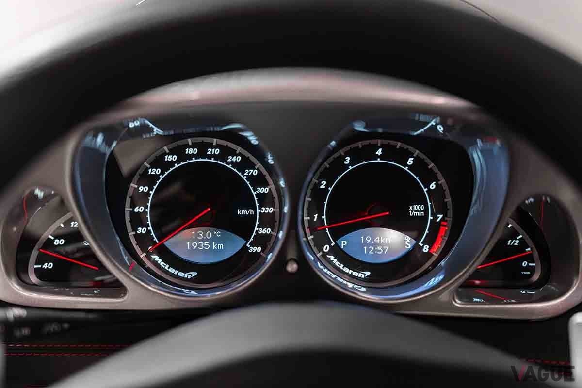 オークションに出品され落札された2009年式メルセデス・ベンツ「SLRマクラーレン・スターリング・モス」Alexandre Canale(c)2025 Courtesy of RM Sotheby's