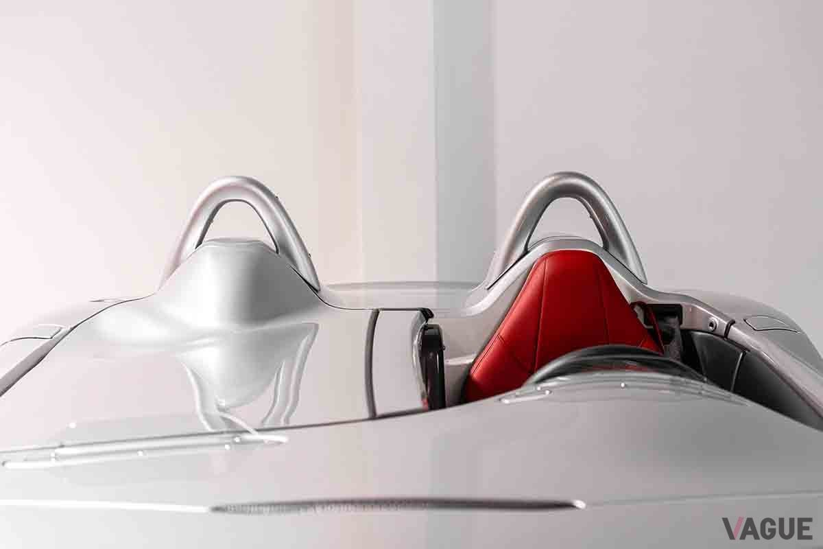 オークションに出品され落札された2009年式メルセデス・ベンツ「SLRマクラーレン・スターリング・モス」Alexandre Canale(c)2025 Courtesy of RM Sotheby's