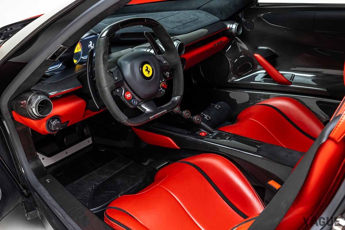 オークションに出品される予定の2015年式フェラーリ「ラ・フェラーリ」Ted7.com(c)2025 Courtesy of RM Sotheby's