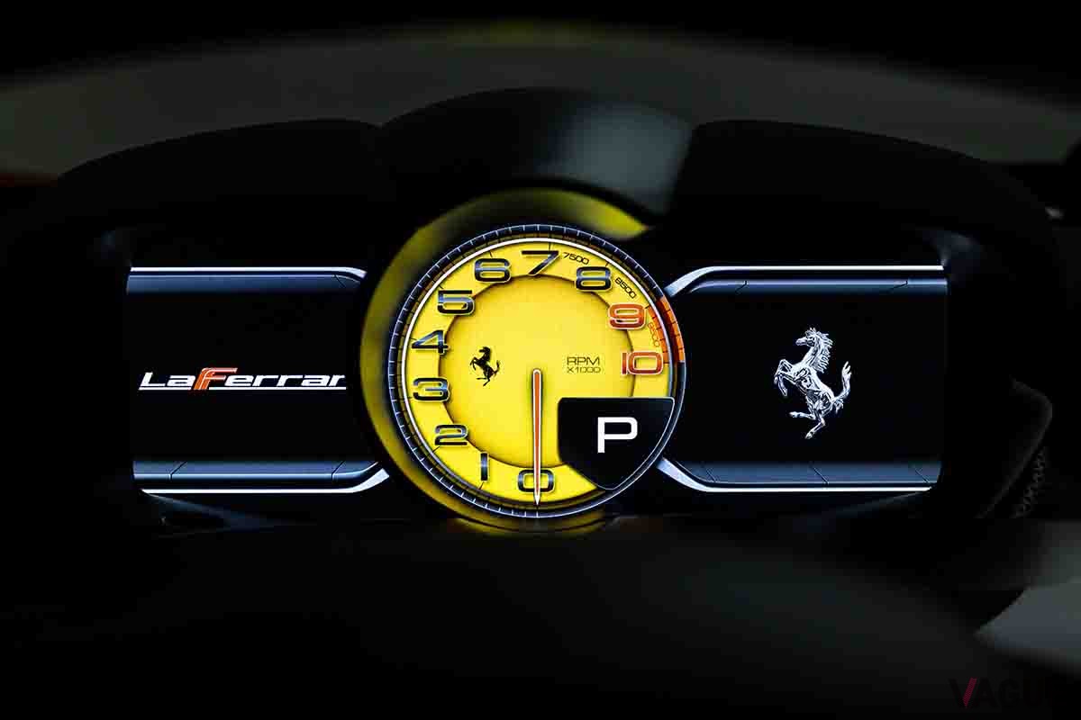 オークションに出品される予定の2015年式フェラーリ「ラ・フェラーリ」Ted7.com(c)2025 Courtesy of RM Sotheby's