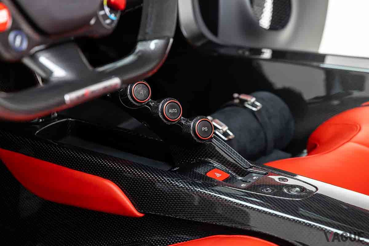 オークションに出品される予定の2015年式フェラーリ「ラ・フェラーリ」Ted7.com(c)2025 Courtesy of RM Sotheby's