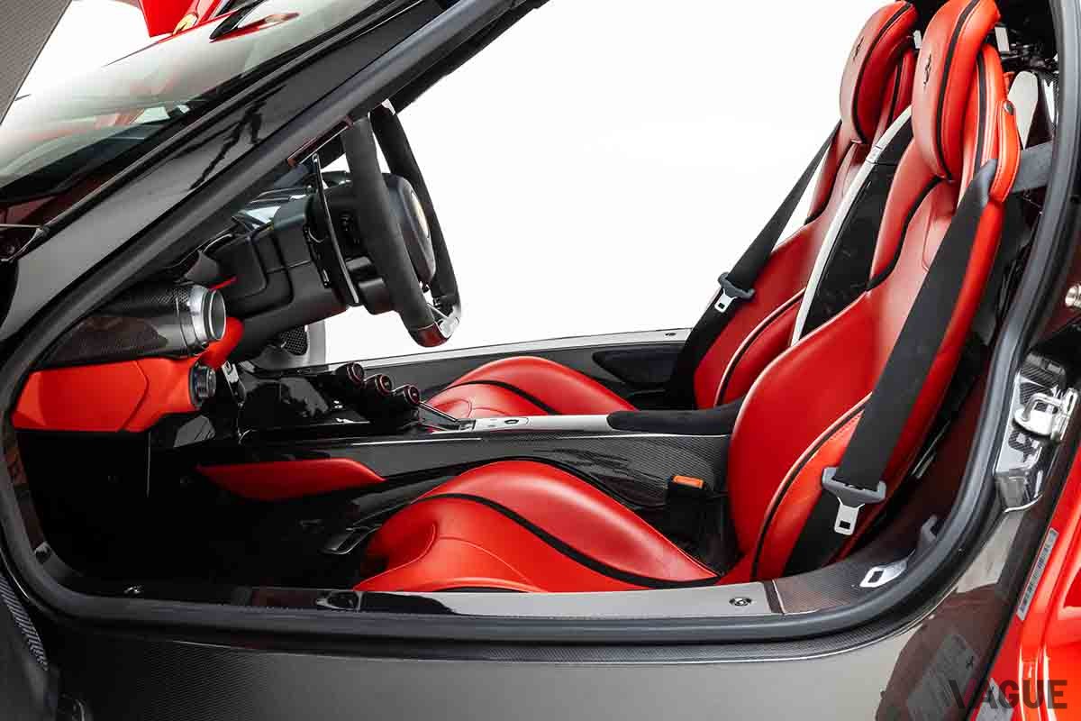 オークションに出品される予定の2015年式フェラーリ「ラ・フェラーリ」Ted7.com(c)2025 Courtesy of RM Sotheby's
