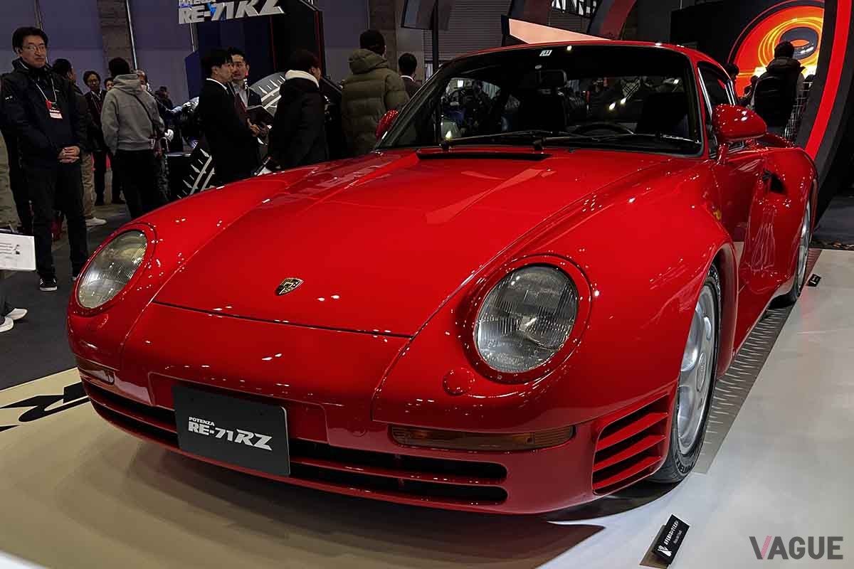 東京オートサロン2026ブリヂストンブースに展示されているポルシェ「959」