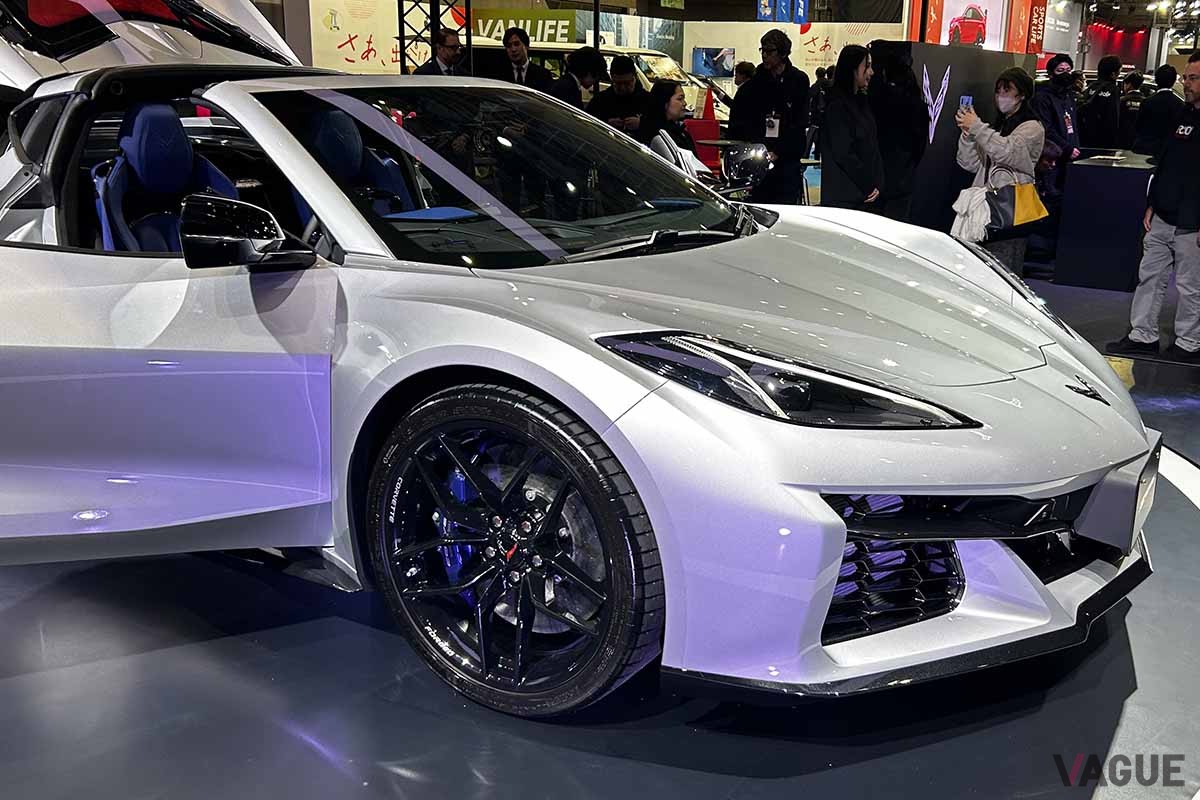 東京オートサロンで展示されている新型「シボレー・コルベットZ06」
