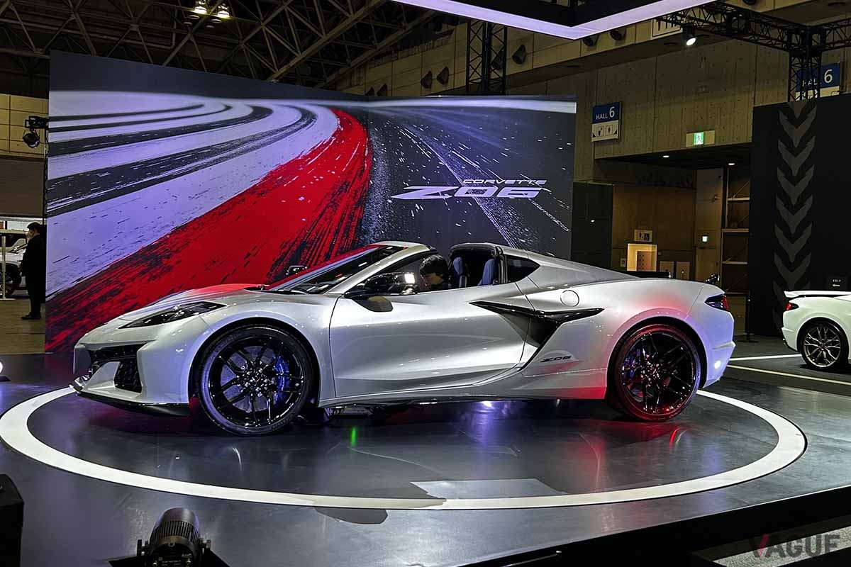 東京オートサロンで展示されている新型「シボレー・コルベットZ06」