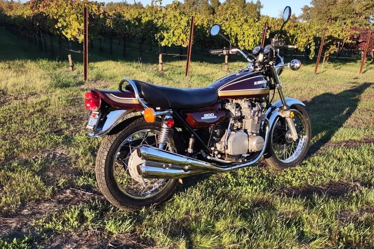 米国オークションに出品、落札された1975年式カワサキ「Z1 900」