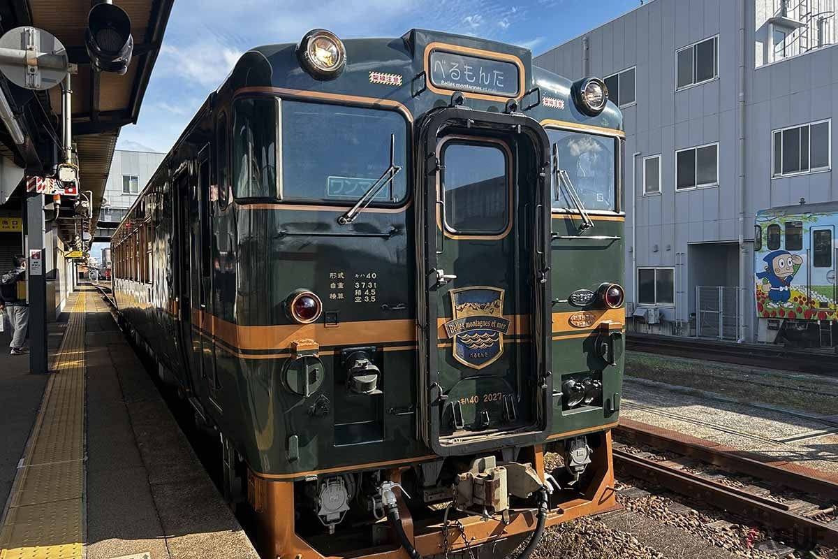 車内で“握りたての寿司”が味わえる!? 懐かしのキハ40ディーゼル音にもそそられる 富山に行ったら一度は乗りたい観光列車「べるもんた」とは