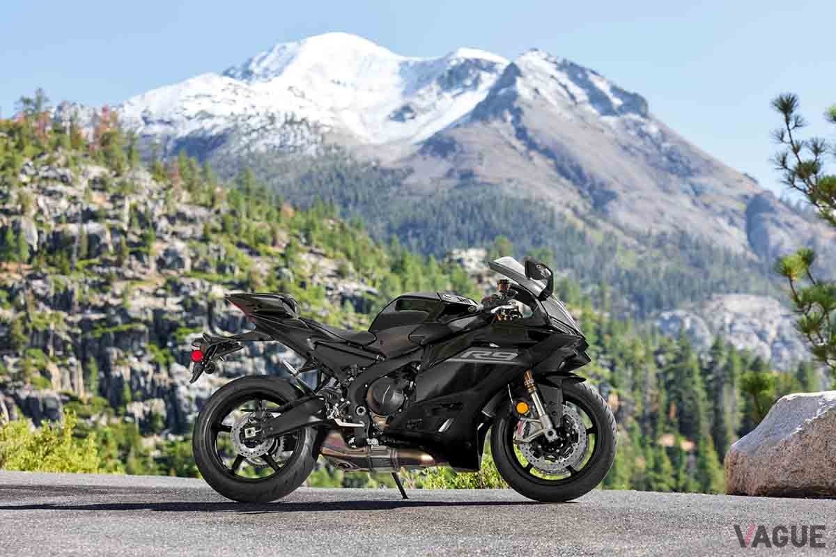 欧州で発表されたヤマハ「YZF−R9」2026年モデルのブラックは日本導入予定がない