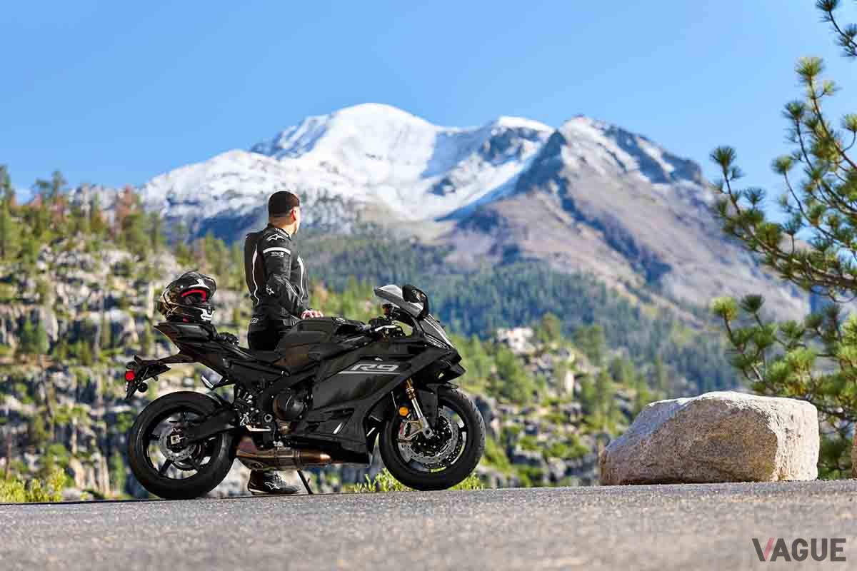 欧州で発表されたヤマハ「YZF−R9」2026年モデルのブラックは日本導入予定がない