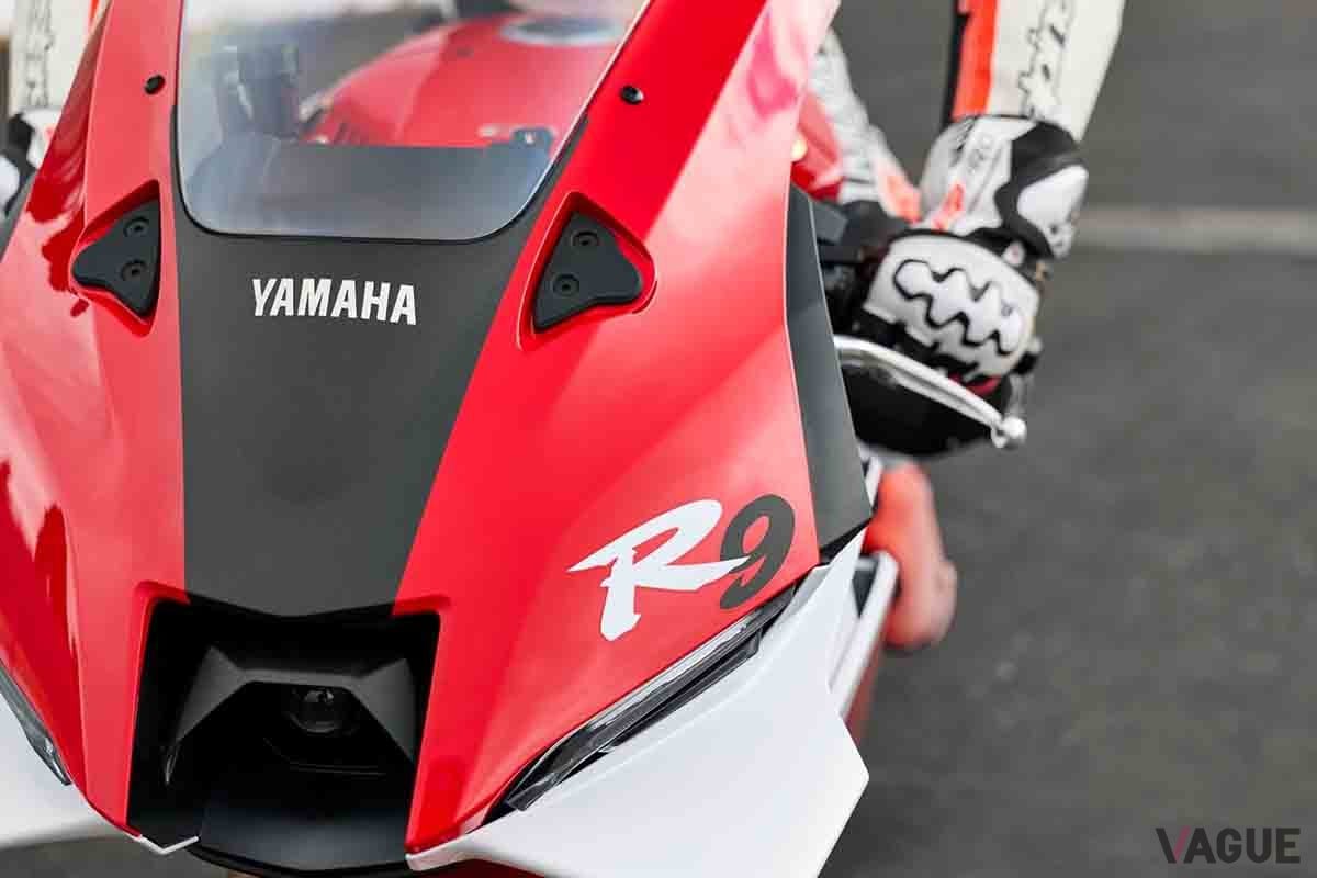 2026年1月30日に日本で発売されるヤマハ「YZF-R9」2026モデルの「70th Anniversary Edition」