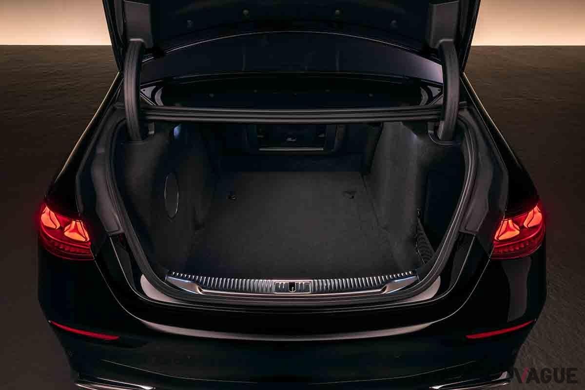 世界初公開されたメルセデス・ベンツ改良新型「Sクラス」