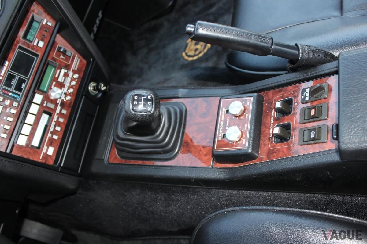 オークションに出品された1984年式の日産「300ZX ターボ」50周年記念モデル