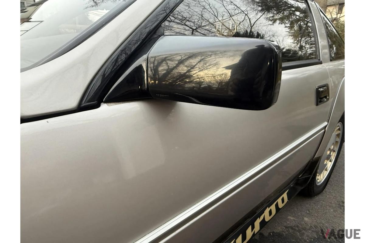 オークションに出品された1984年式の日産「300ZX ターボ」50周年記念モデル