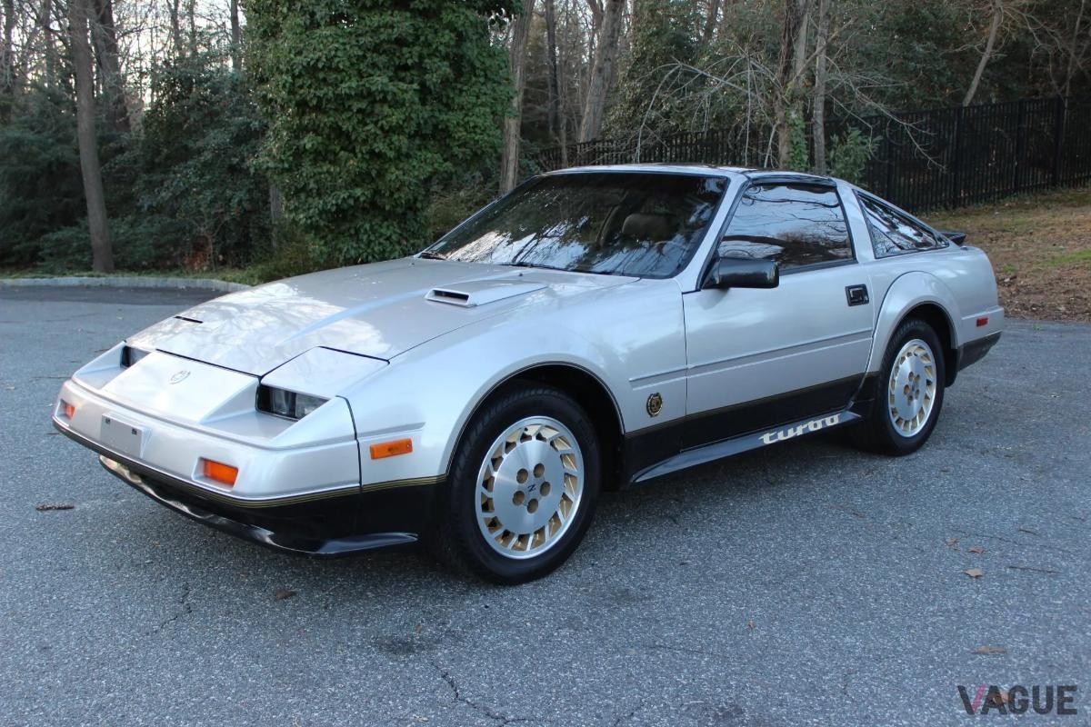 オークションに出品された1984年式の日産「300ZX ターボ」50周年記念モデル